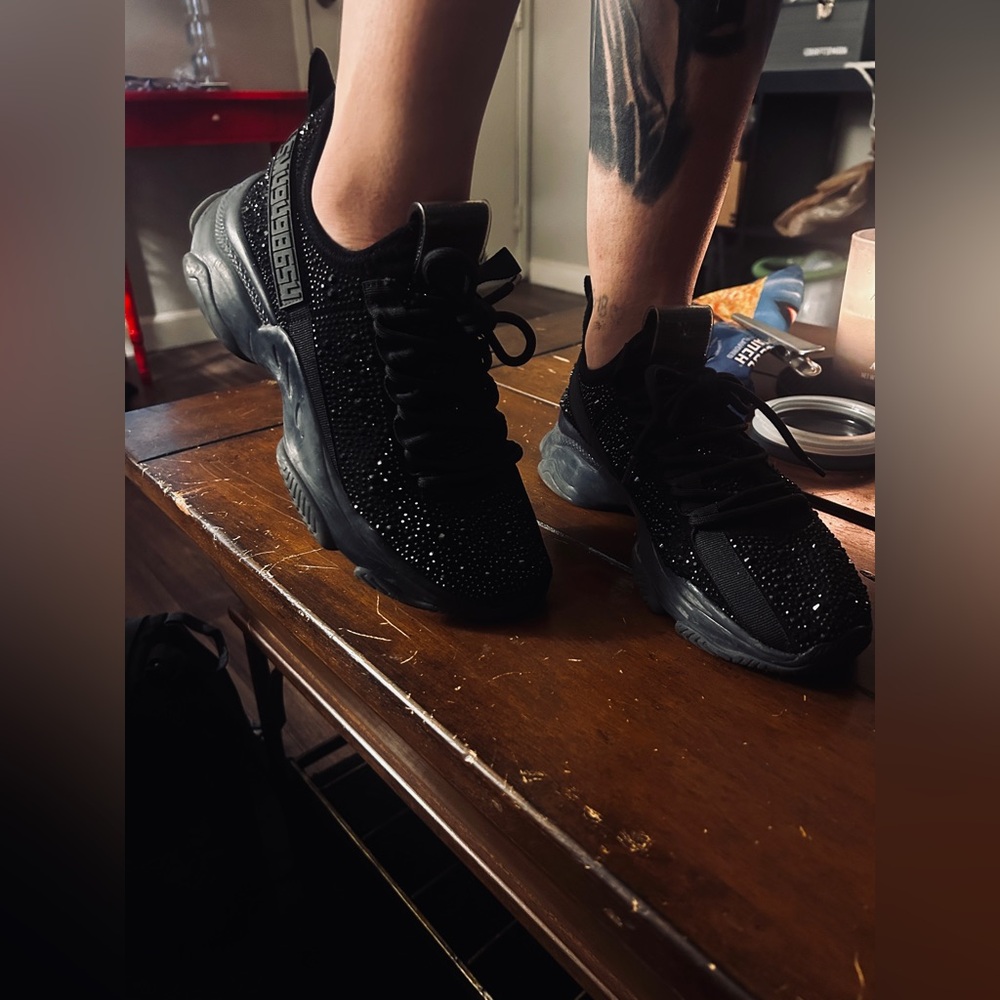 Steve Madden Glittery Black Sneakers